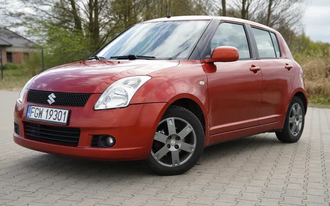 suzuki swift Suzuki Swift cena 14800 przebieg: 131000, rok produkcji 2007 z Jędrzejów